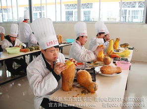 強(qiáng)化餐飲食品監(jiān)管 推動企業(yè)服務(wù)升級——國家食品藥品監(jiān)管局出臺新措施整治餐飲安全隱患